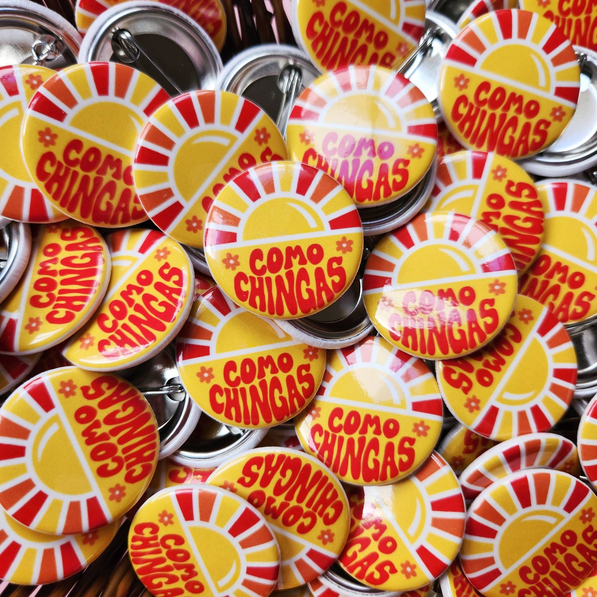 Como Chingas Pin-Back Button